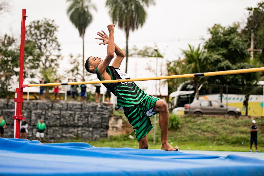 Governo de MT triplicou investimentos em auxílio para esportistas